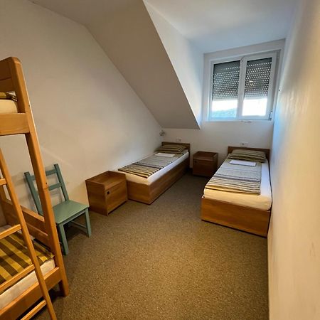 Terasa Vandrehjem Novi Sad Eksteriør billede
