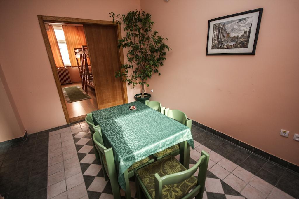 Terasa Vandrehjem Novi Sad Værelse billede