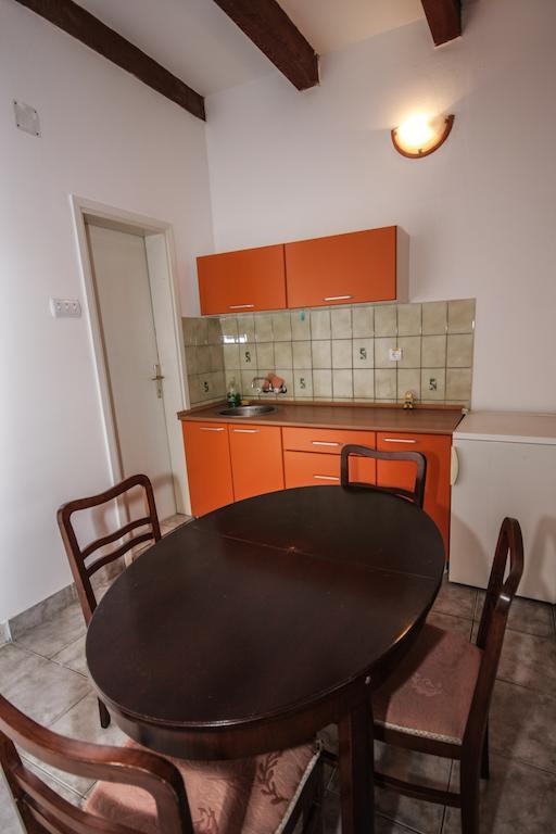 Terasa Vandrehjem Novi Sad Værelse billede