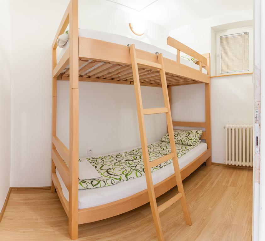 Terasa Vandrehjem Novi Sad Eksteriør billede
